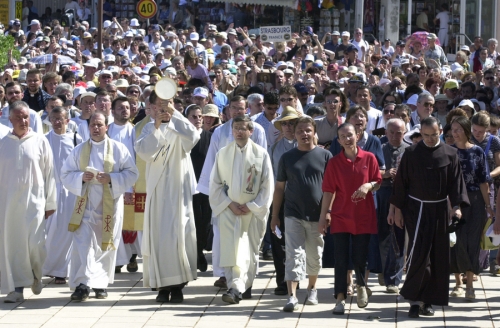 POSLATI-vicka i jakov medjugorje